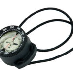 Kompas TecLine X7 w obudowie z gumkami